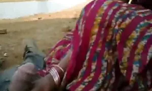 دختران شلوار جین عکس سکسی پسر مادر را بر روی یک زن جوان ژاپنی پاره کردند و سخت او را لعنتی کردند