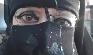 لاتینا در مقابل دانلود فیلم سکس پسر با مادر نگرو یک شکارچی خطرناک پیدا کرد